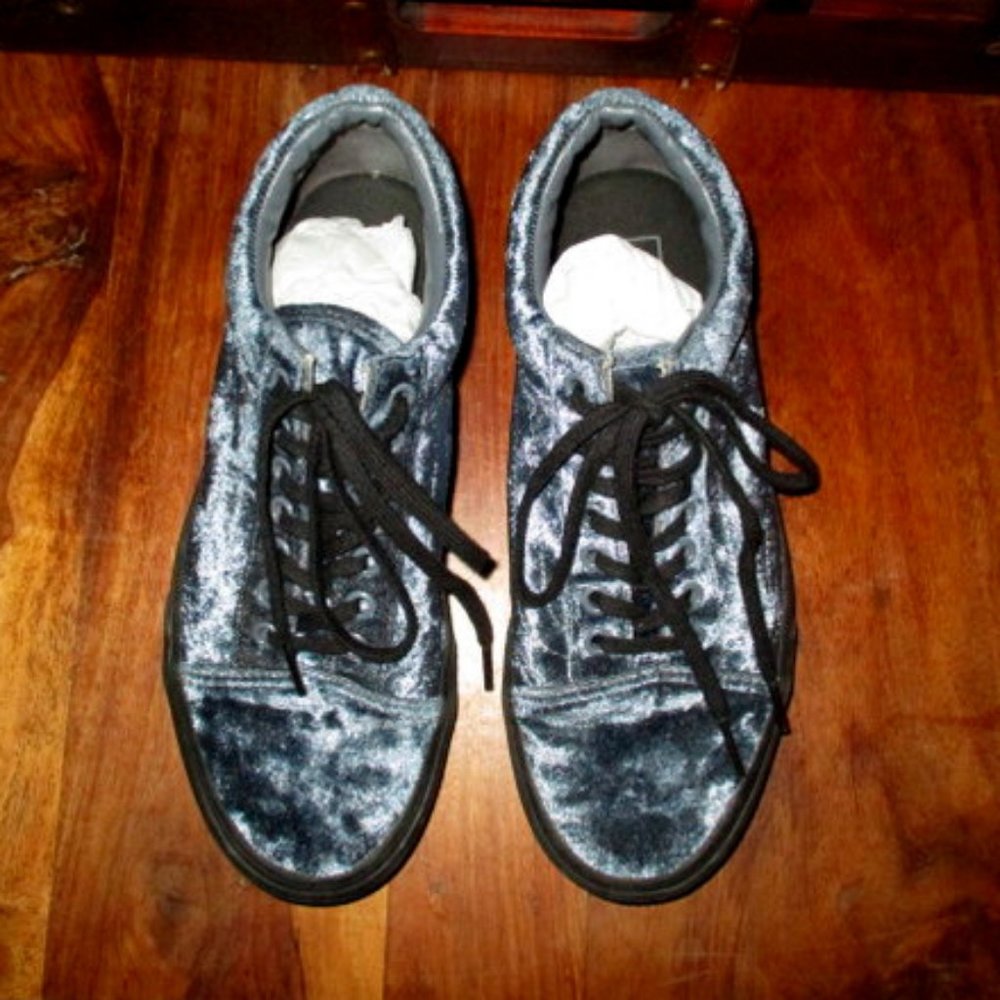 VANS Blue Velvet Low Top Sneakers Men Sz 7